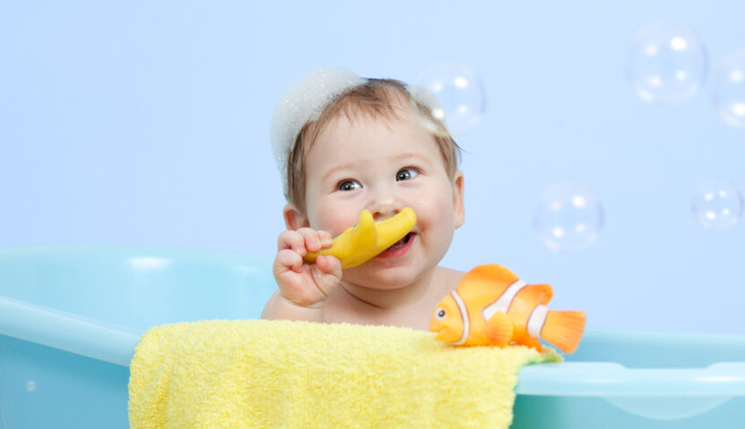 Jouet de bain bébé : lesquels choisir ?